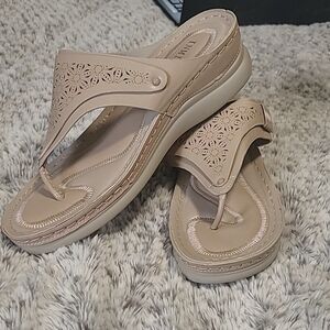 Beige Thong Sandals with Floral Perforations and Contoured Footbed
